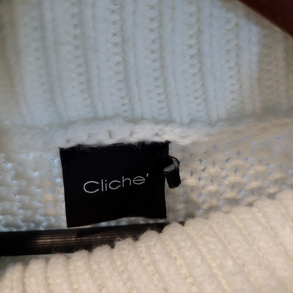 Sweater - Picture 4 of 4